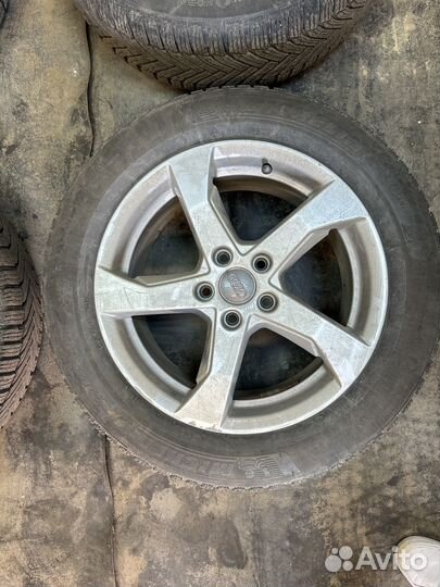 Колеса зимние R17 VAG 5x112 Michelin