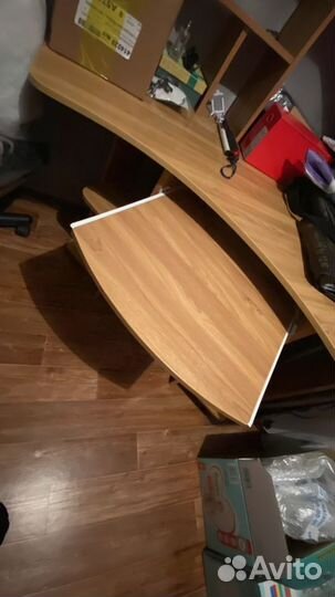 Компьютерный стол и стул