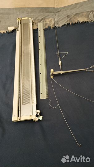 Двухфонтурная вязальная машина Сильвер Рид 280