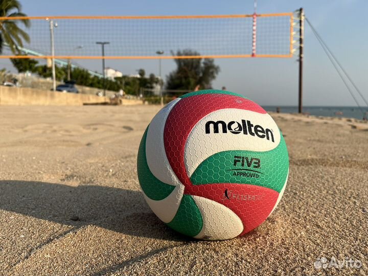 Волейбольный мяч Molten v5m5000