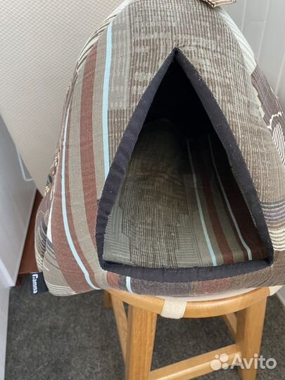 Домик лежанка для кошки или собаки. Коврик