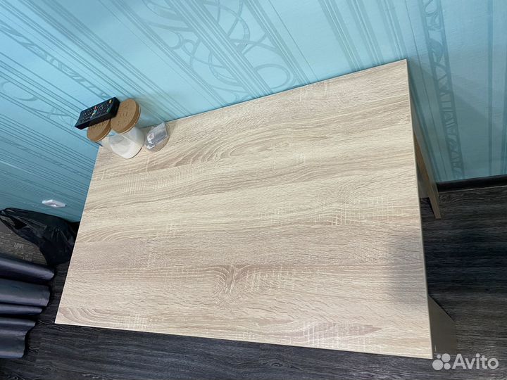 Кухонный стол