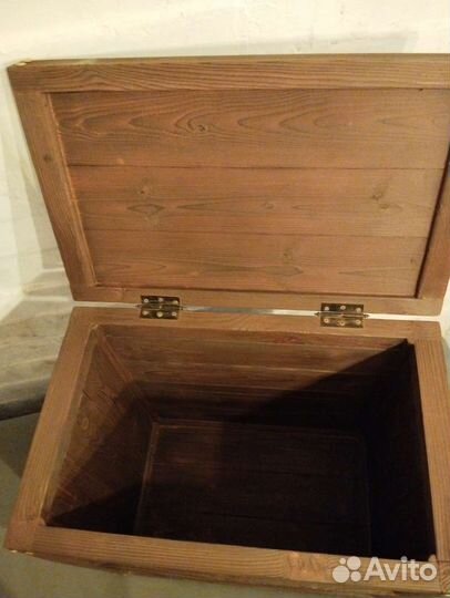 Сундук интерьерный