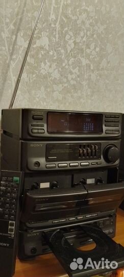 Музыкальный центр Sony FH-B500