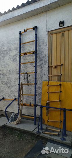 Шведская стенка с турником бу