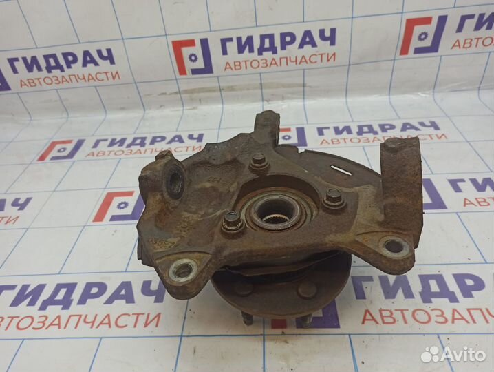 Кулак поворотный передний правый Cadillac Escalade