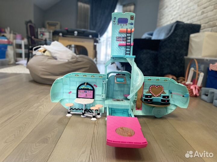 Автобус для кукол лол