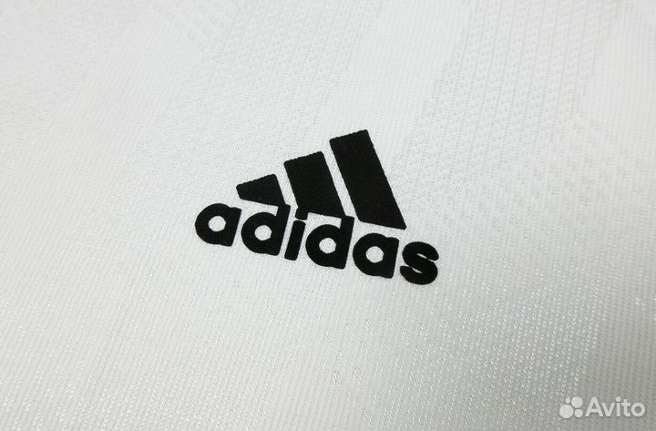 Футбольная форма гостевая Манчестер Юнайтед