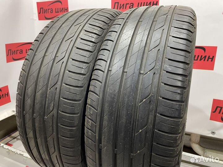 Bridgestone Turanza T001 215/55 R17