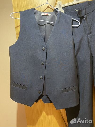 Продам школьный костюм baloven на мальчика