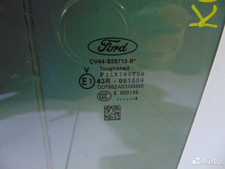 Стекло двери заднее левое Ford Kuga 2 Cbs