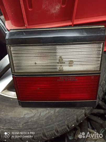 Пассат В3 (универсал) Фонарь правый (333 945)