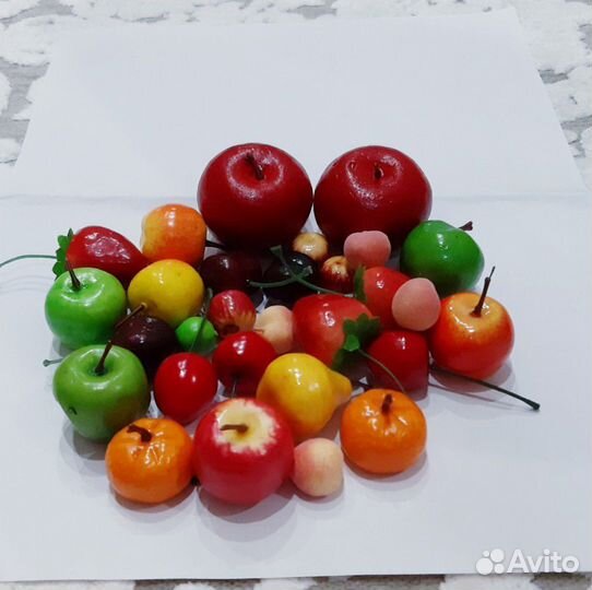 Фрукты декоративные