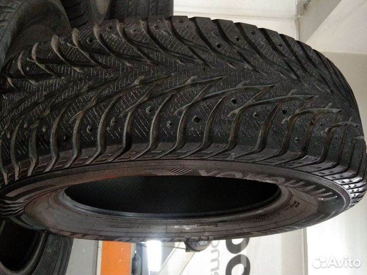 Yokohama Ice Guard Stud IG55 215/70 R16 100T