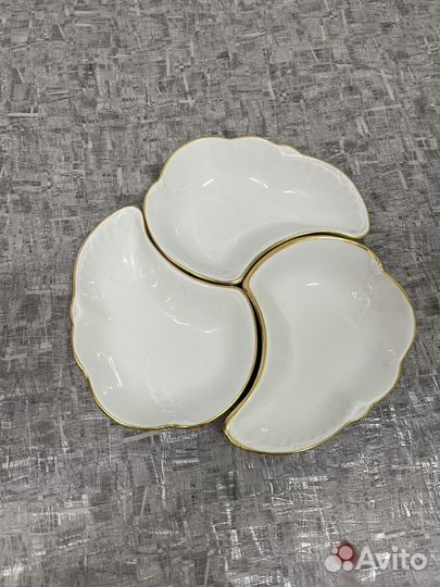 Менажница или салатники