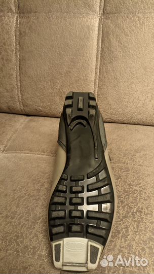 Лыжные ботинки женские, размер 40