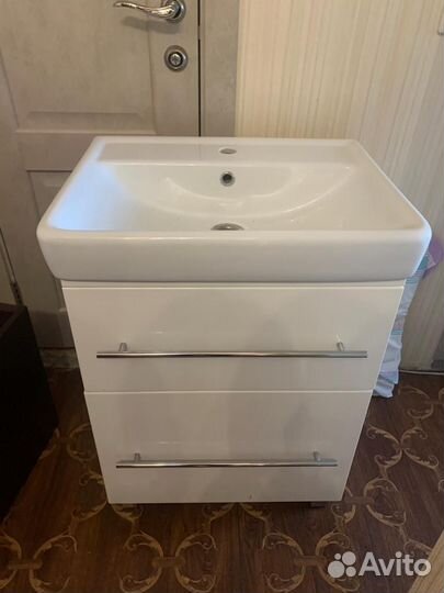 Тумба напольная с раковиной для ванной комнаты