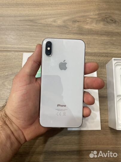 iPhone X, 64 ГБ