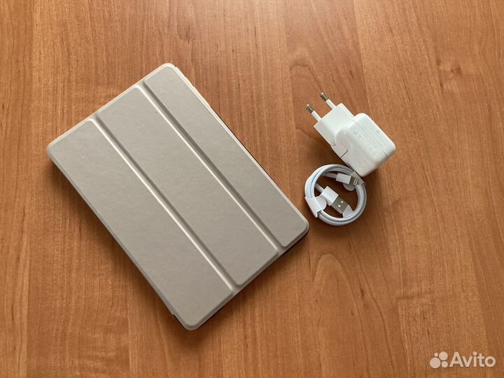 iPad mini 2 retina 32Гб