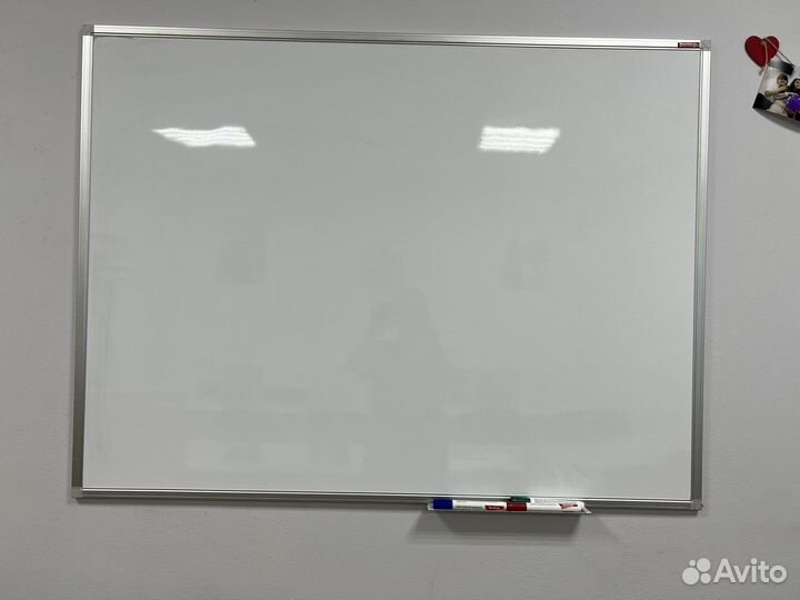 Магнитно маркерная доска