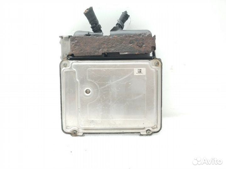 Блок управления двигателем Volkswagen Golf 6 2010