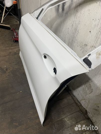 Дверь левая bmw g30