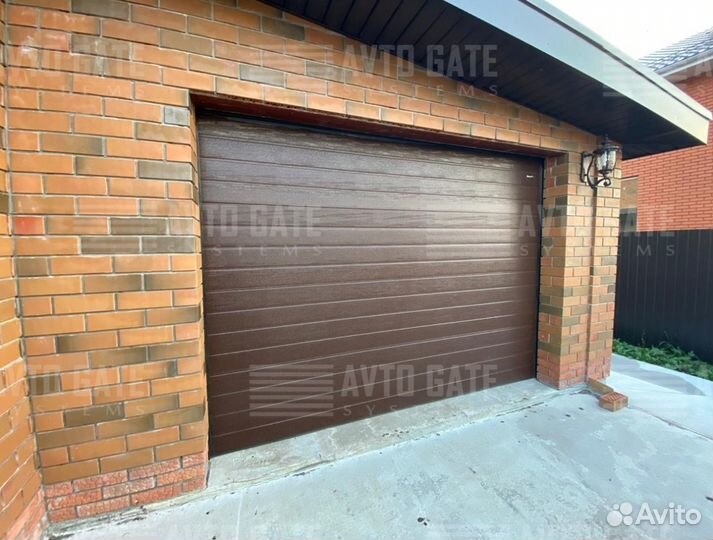 Секционные ворота