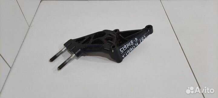 Кронштейн опоры двигателя правый