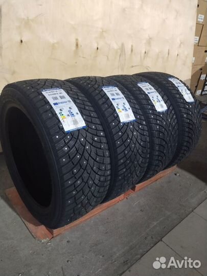 Triangle IcelynX TI501 235/45 R18