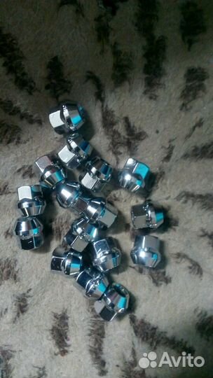 Гайка колеса