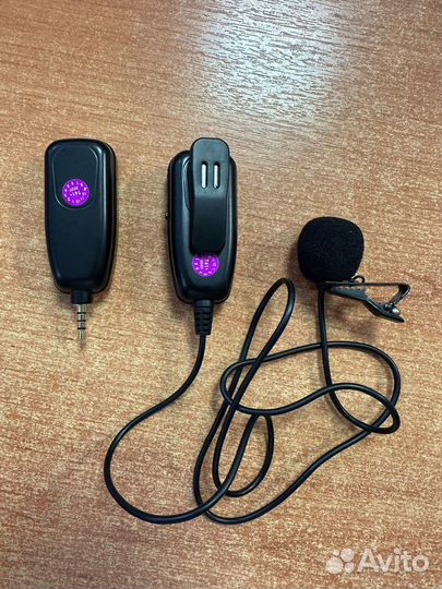 Беспроводной петличный микрофон TM8 UHF X016 LED