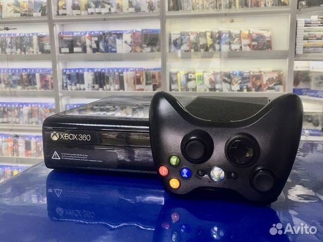 Xbox 360 E 320 gb