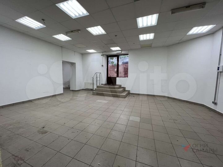 Продам помещение свободного назначения, 395.5 м²