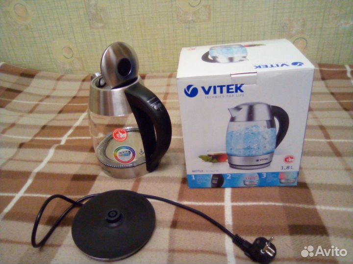 Электрочайник Vitek VT-7047 TR