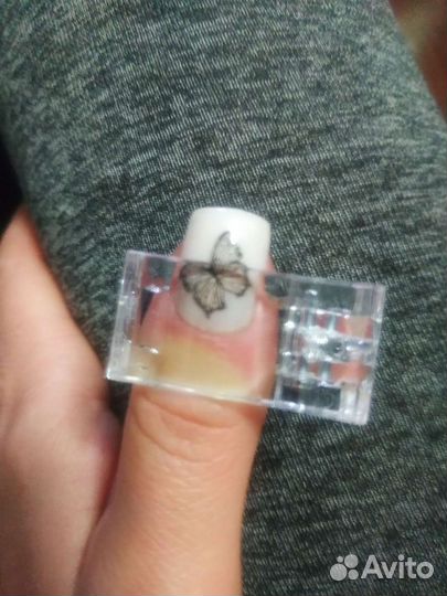 Прищепка для ногтей