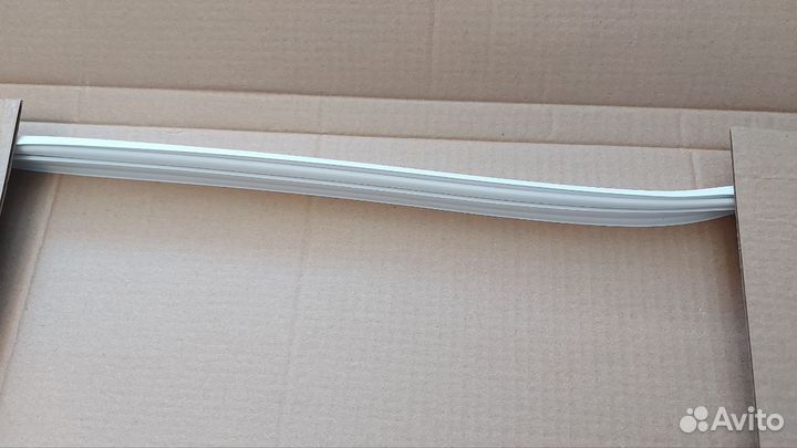 Уплотнитель двери Indesit размеры 570x830 мм