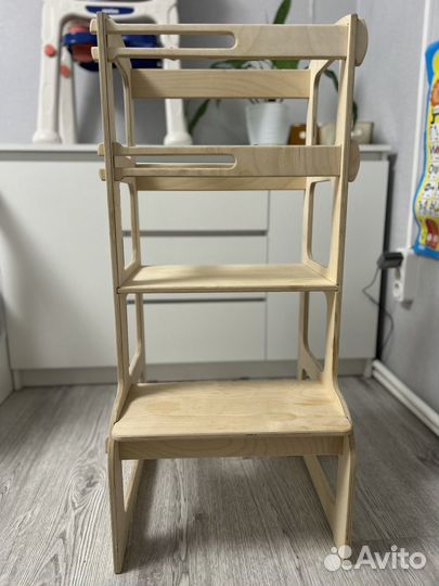 Стул помощник