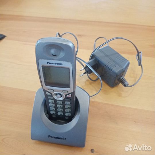Радиотелефон panasonic