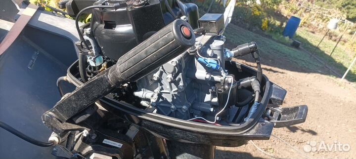 Продам лодочный мотор сузуки 9.9