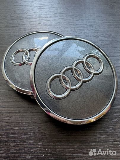 8W0601170 Колпачок на литые диски Audi