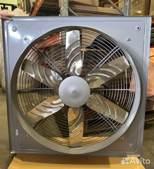 Вентилятор вытяжной промышленный осевой