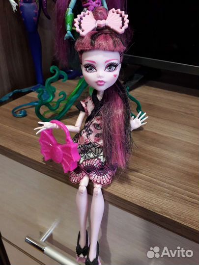 Кукла Монстер Хай Дракулаура