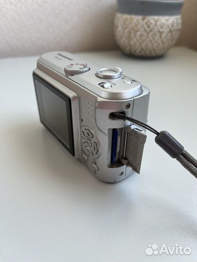 Цифровой фотоаппарат Panasonik DMC-LZ5