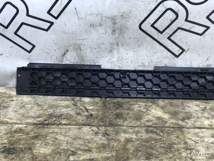 Обшивка багажника левая Mercedes-Benz Gle-Class