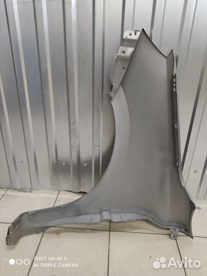 Крыло LADA Гранта