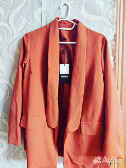 Костюм пиджак и шорты