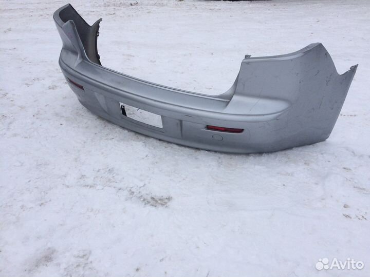 Бампер задний Mitsubishi Lancer 10 седан серебрист