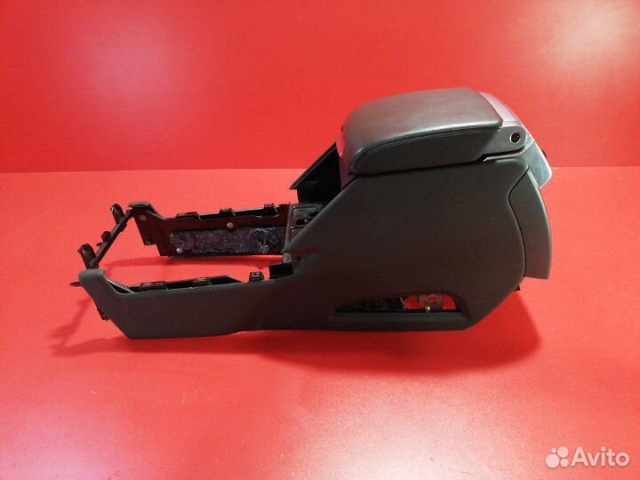 Консоль между сидений Land Rover Range Rover L322