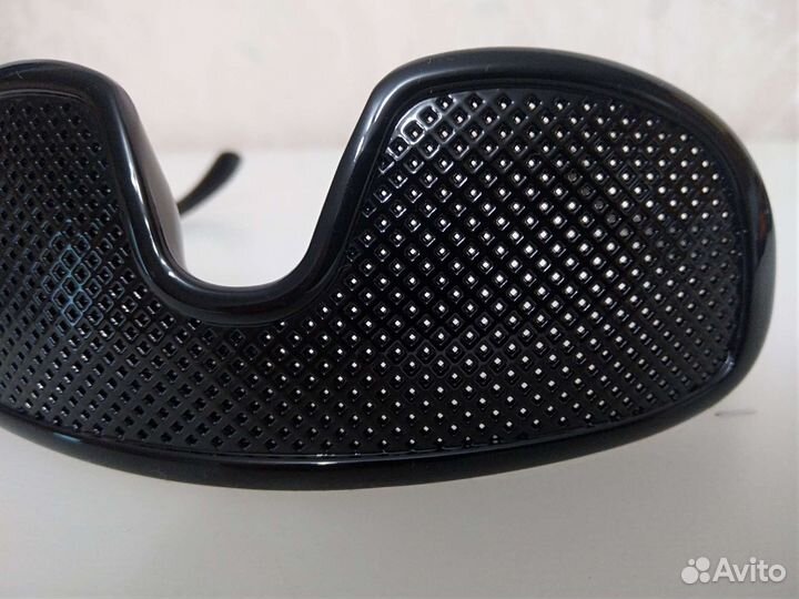 Перфорационные очки для коррекции зрения