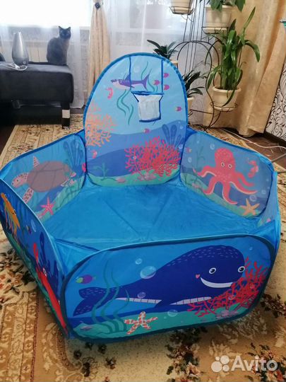 Сухой бассейн с шариками